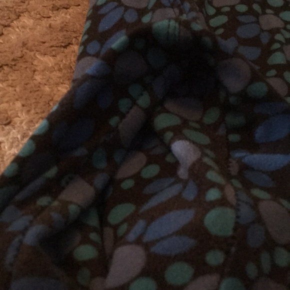 Lularoe TC leggings - Picture 3 of 3